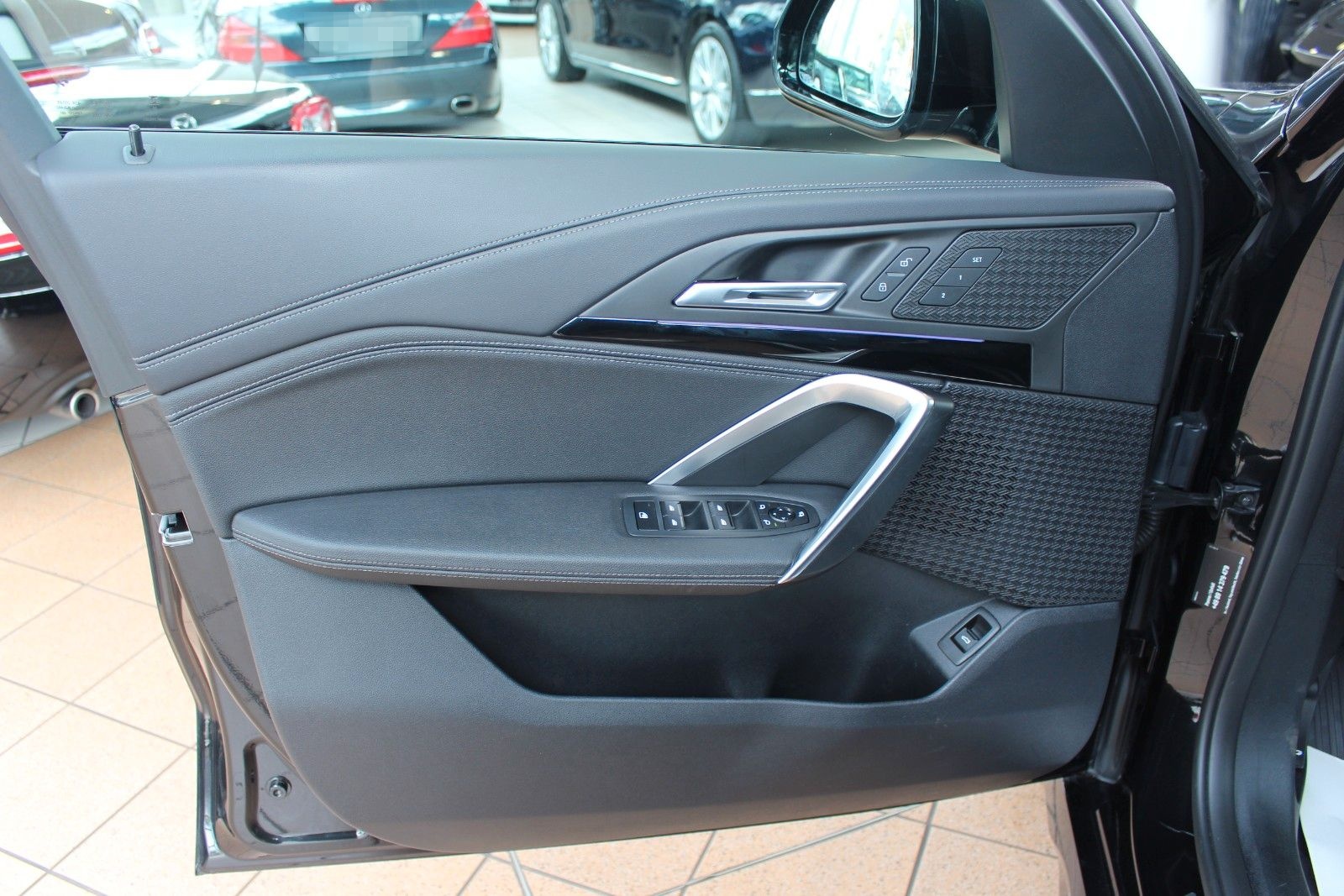 BMW X1 23 d xDrive M Sport+Cam+AHK+SHZ+CarPlay+Navi+ foto 8