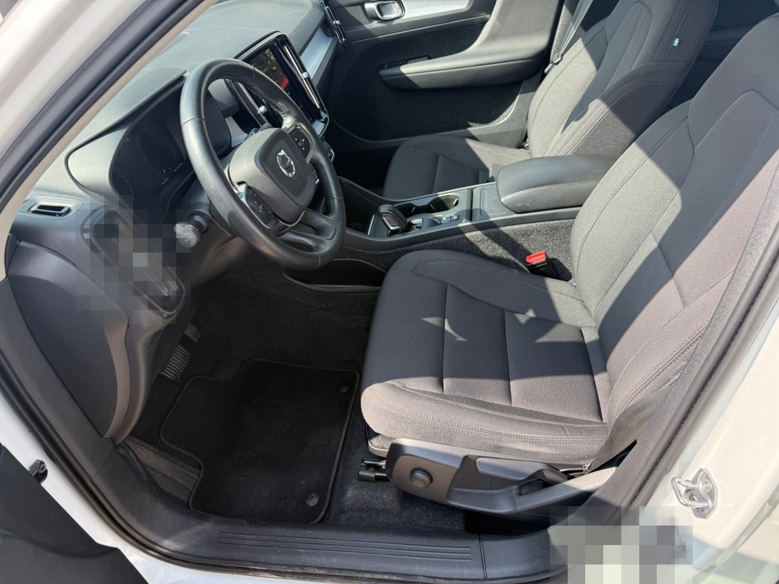 Volvo XC 40 XC40 Momentum Pro 2WD + AUTOMATIK+KAMERA+S foto 9