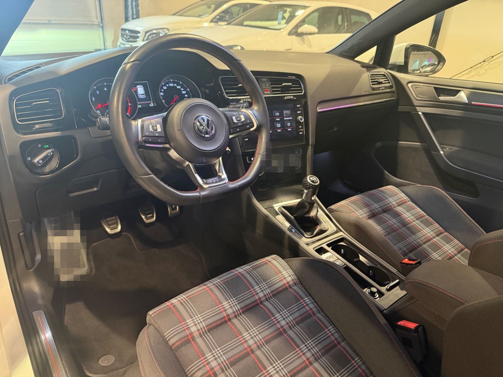 Volkswagen Golf 7 GTI/Panorama/1.Hand/LED/Navi/6 Gang/Alus foto 20