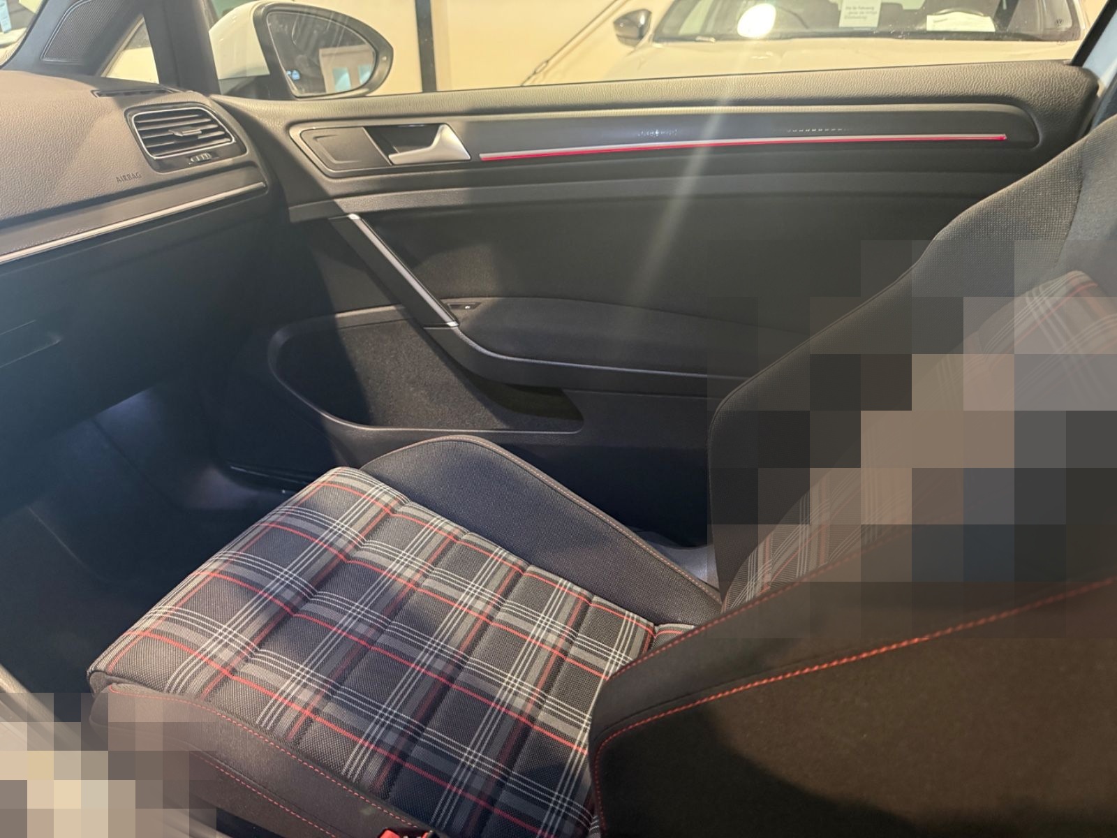 Volkswagen Golf 7 GTI/Panorama/1.Hand/LED/Navi/6 Gang/Alus foto 22