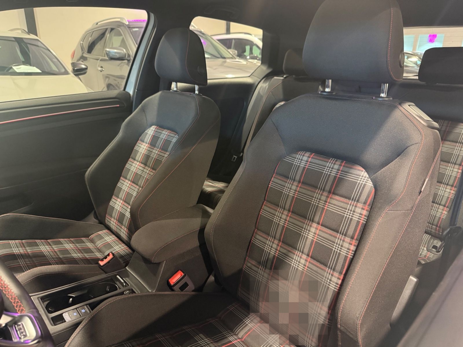 Volkswagen Golf 7 GTI/Panorama/1.Hand/LED/Navi/6 Gang/Alus foto 24