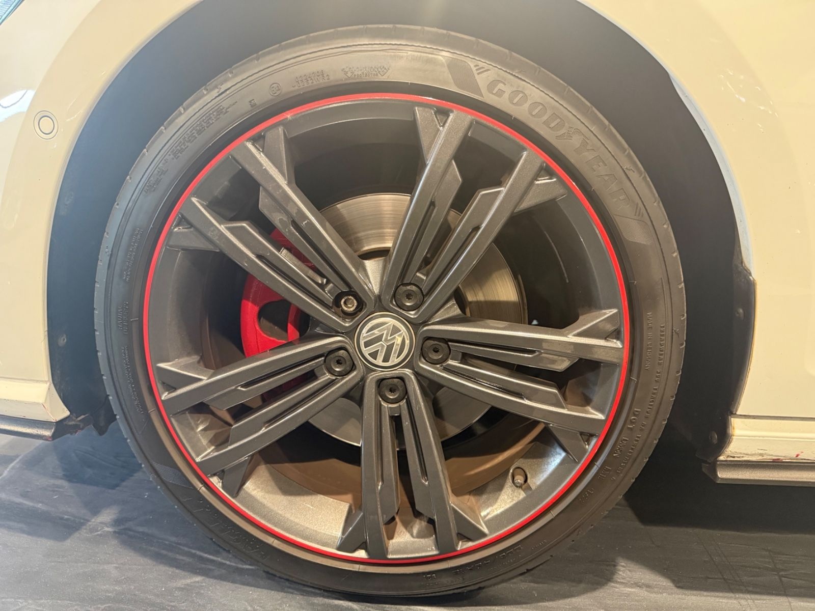 Volkswagen Golf 7 GTI/Panorama/1.Hand/LED/Navi/6 Gang/Alus foto 25