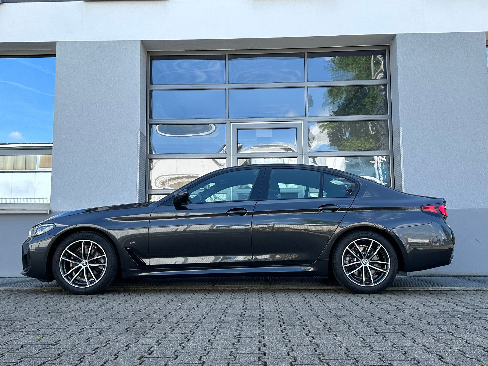 BMW 520d M SPORT*ACC*ADAPT.LED*HARMAN*MEMORY*HEAD-UP foto 4