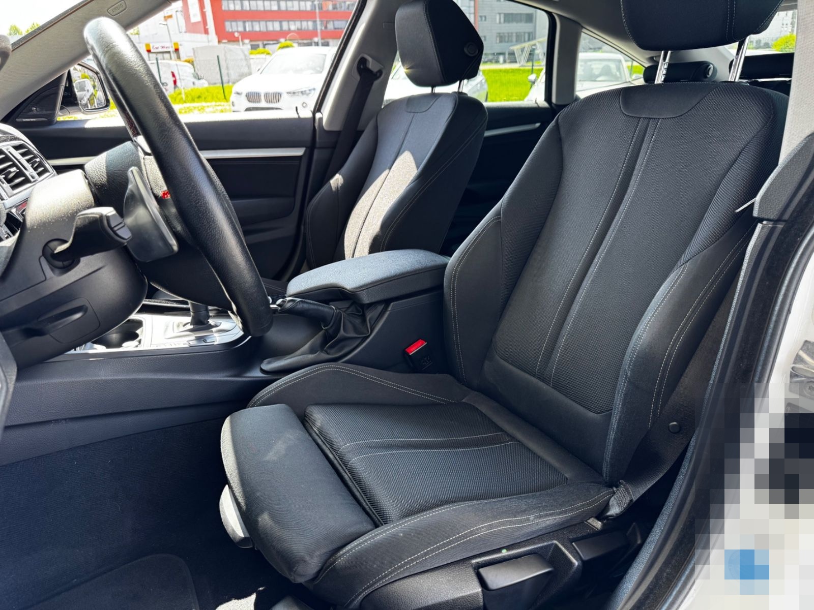 BMW 320d GT Sportline LED HeadUP ACC/LANE  Keyless foto 11