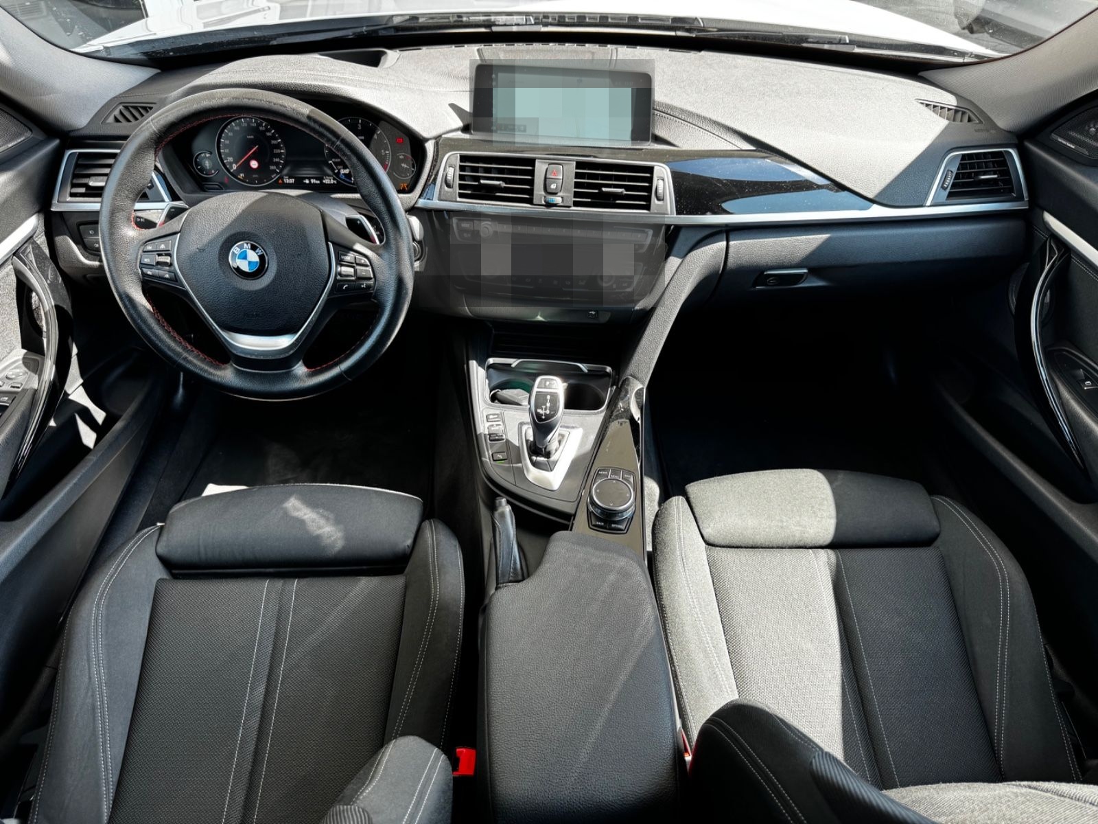 BMW 320d GT Sportline LED HeadUP ACC/LANE  Keyless foto 17