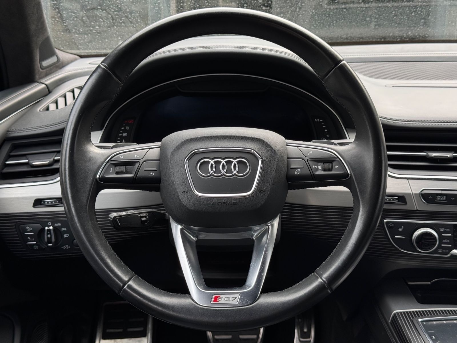 Audi SQ7 4.0 TDI quattro*AHK*Rautesitze*TV*7.Sitzer* foto 16