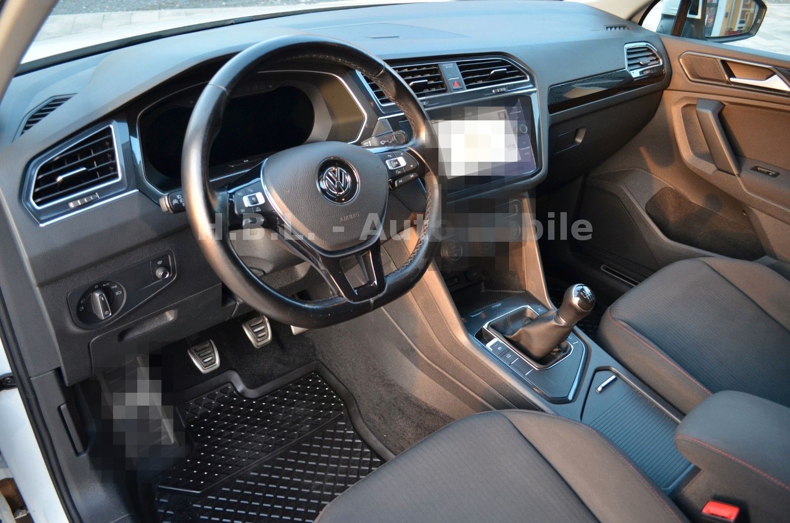 Volkswagen Tiguan Sound R-Line/1.Hd/LED/Head-up/360°-Kamera foto 12