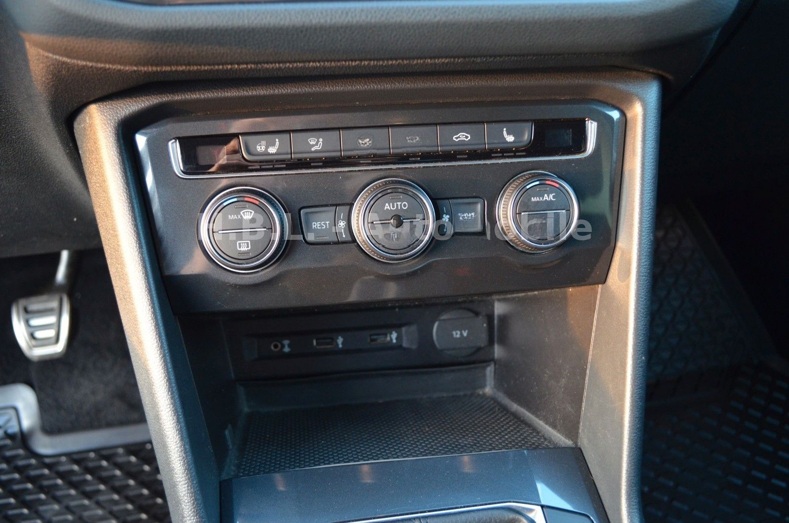 Volkswagen Tiguan Sound R-Line/1.Hd/LED/Head-up/360°-Kamera foto 14