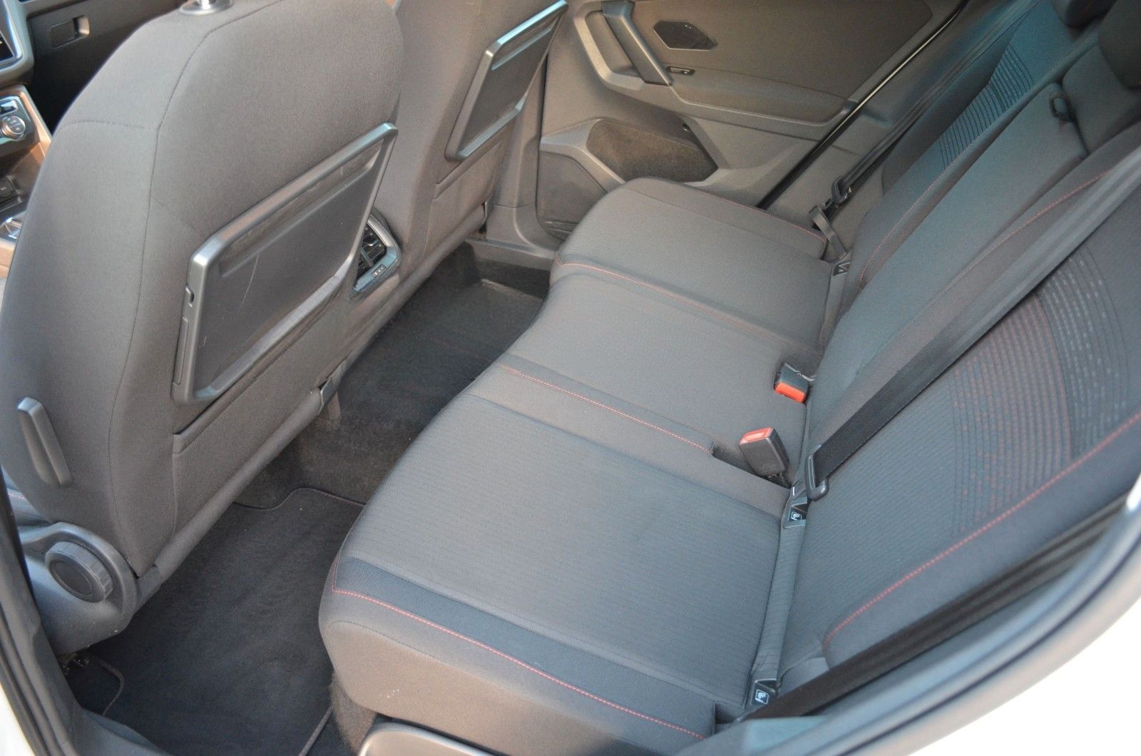 Volkswagen Tiguan Sound R-Line/1.Hd/LED/Head-up/360°-Kamera foto 19