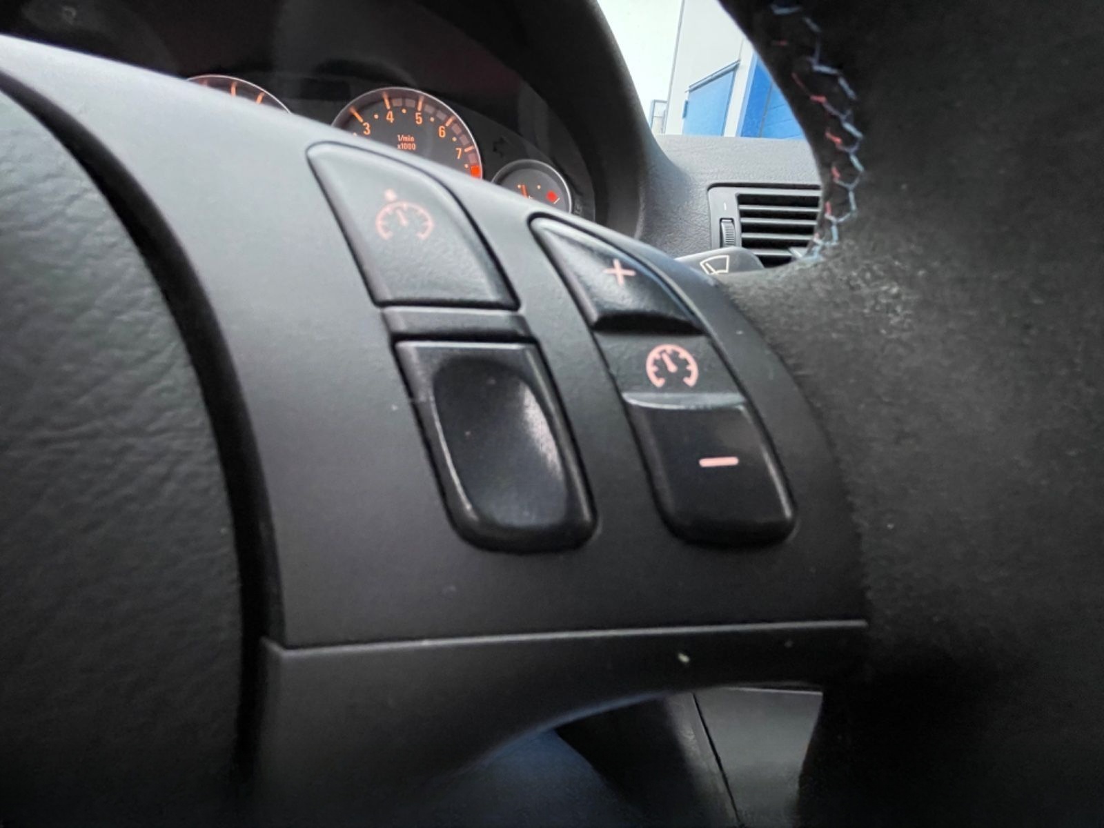 BMW M3 Cabrio Handschalter Leder Harmann foto 25