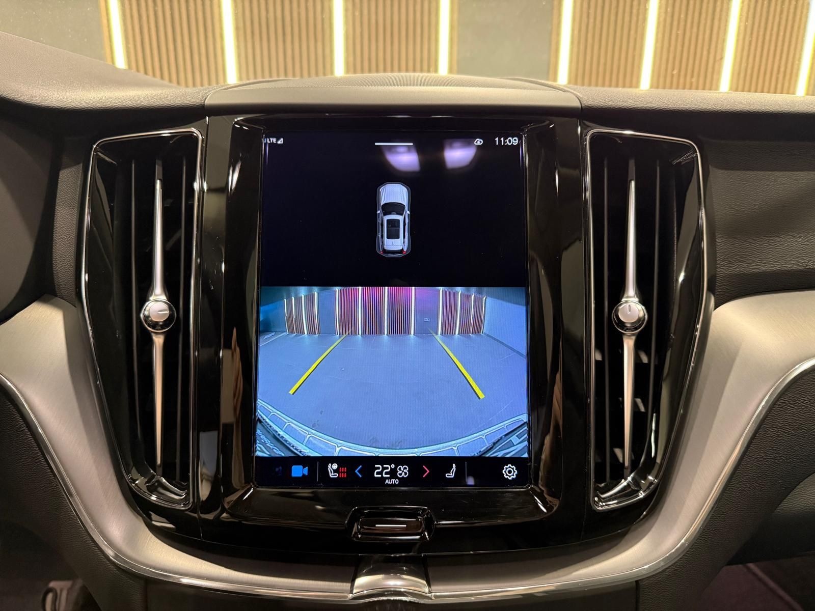 Volvo XC 60 Core 2WD*LED*NAVI*RFK* foto 20