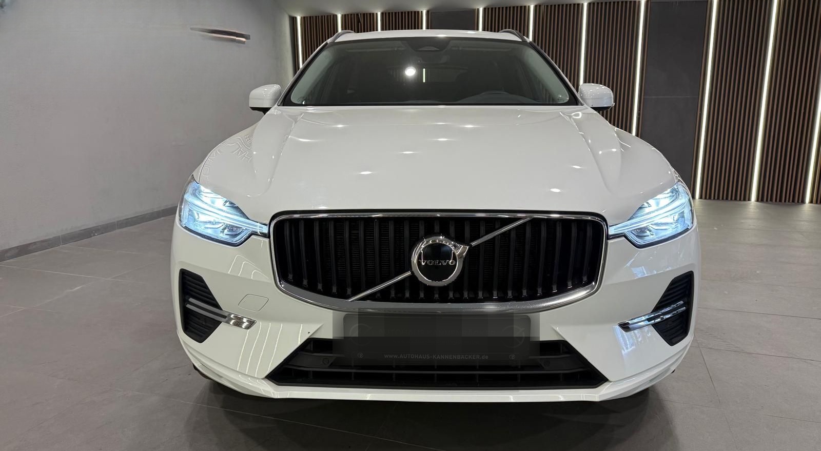 Volvo XC 60 Core 2WD*LED*NAVI*RFK* foto 9