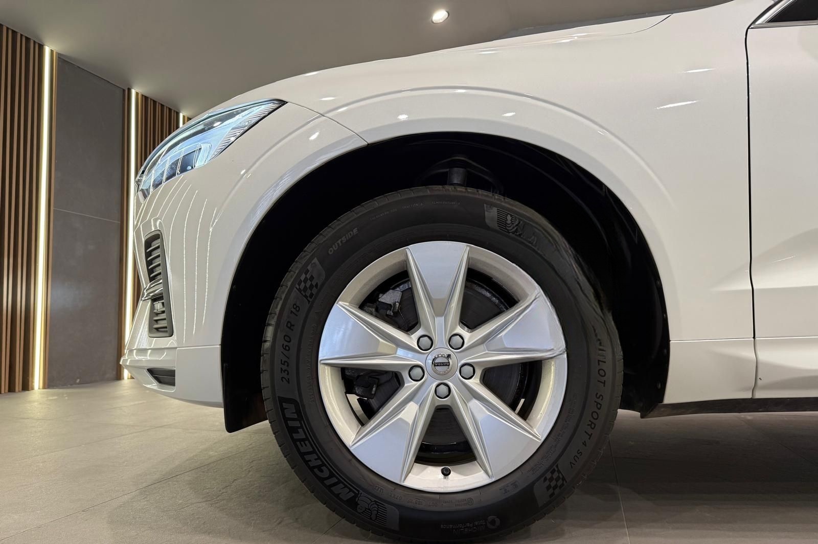 Volvo XC 60 Core 2WD*LED*NAVI*RFK* foto 10