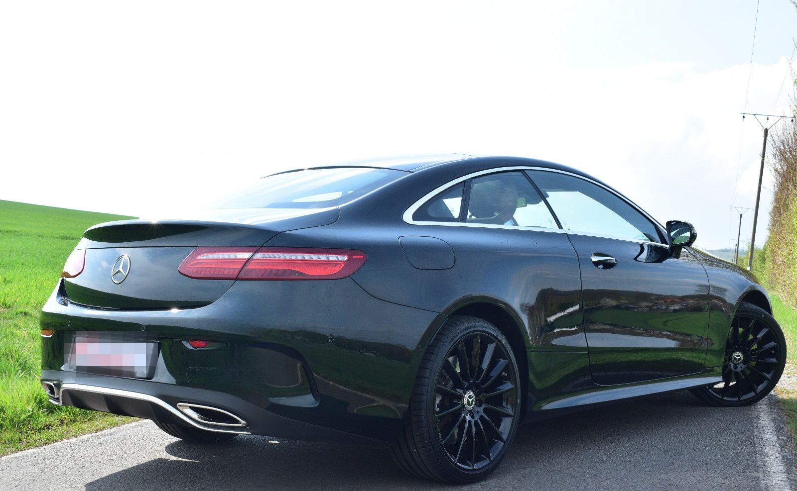 Mercedes-Benz E 400 E Coupe 4Matic AMG Burmester Pano 1.Hand foto 12