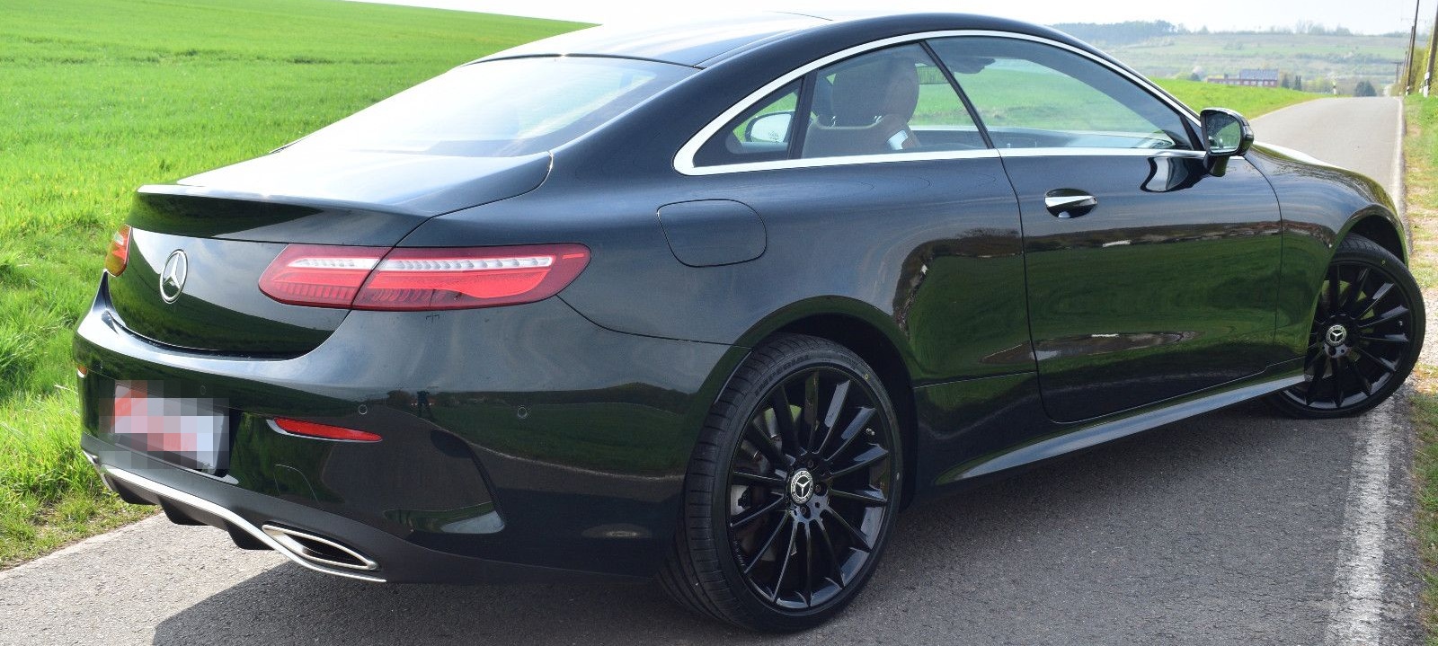 Mercedes-Benz E 400 E Coupe 4Matic AMG Burmester Pano 1.Hand foto 13