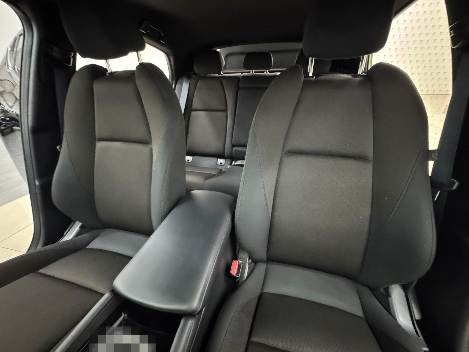 Mazda 3 5HB Exclusive-L. 140ps 6AT *Matrix*360°*QI*LHZ foto 13