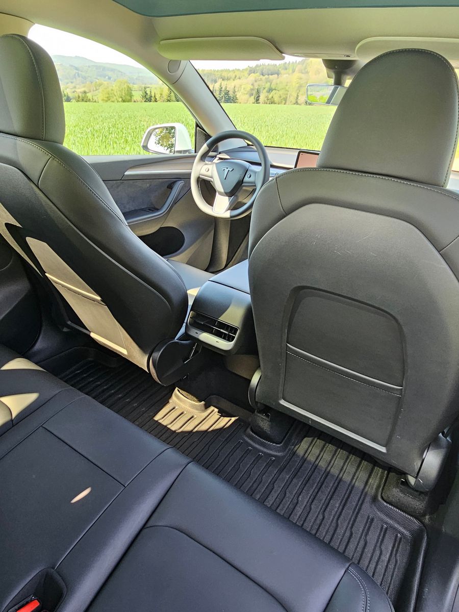 Tesla Model Y Dual Motor AWD Long Range Restgarantie foto 5