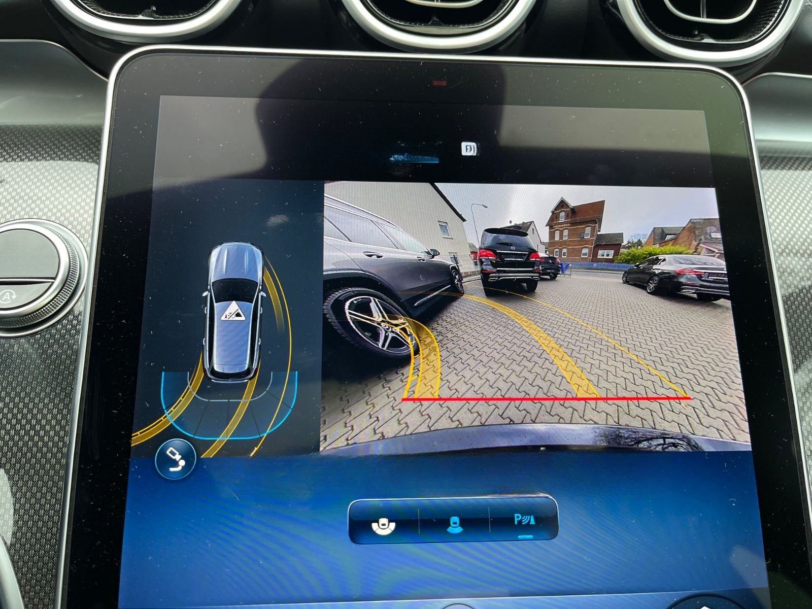 Mercedes-Benz C 300 d AMG-Line Night*AHK*PANO*CARBON*LED*LEDER foto 15