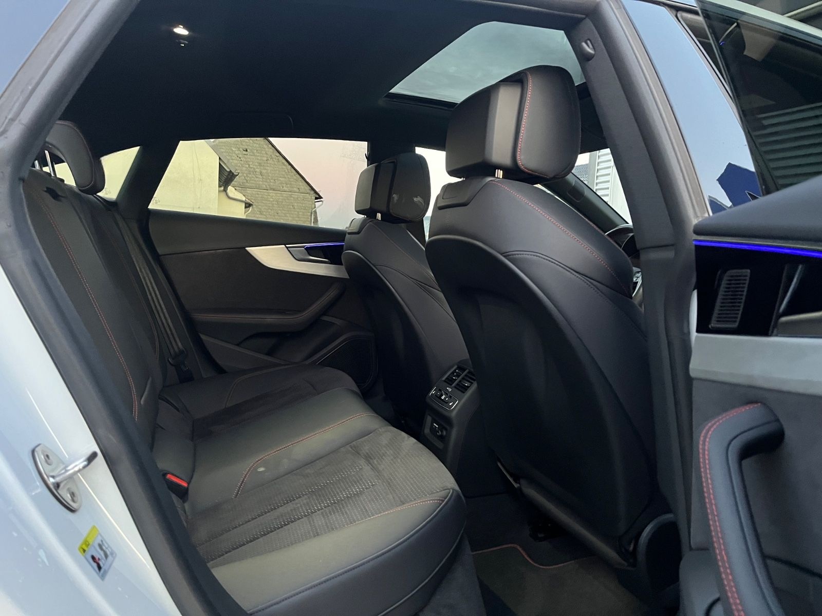 Audi A5 50 TDI Quattro S Line Edition ONE PANO*HUD*ST foto 12