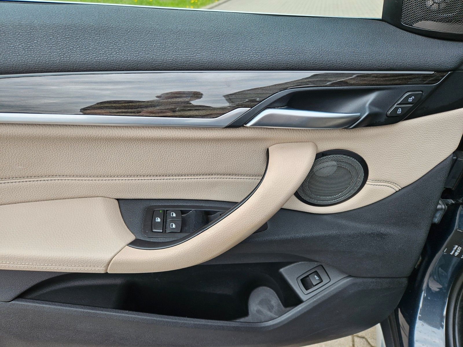 BMW X1 xDrive 25 d xLine NP 64 AHK Pano HUD ACC Keyl foto 17