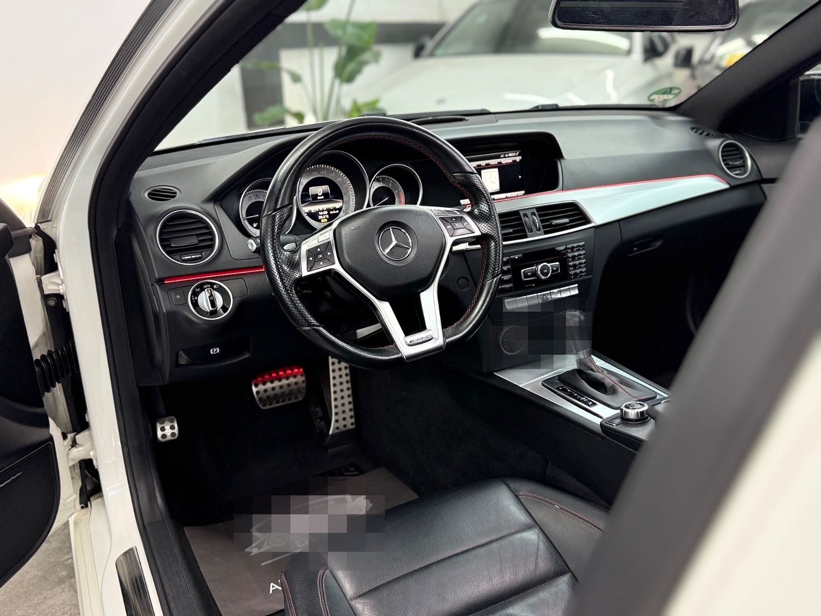 Mercedes-Benz C 350 C Coupe C 350 CGI BlueEfficiency foto 13