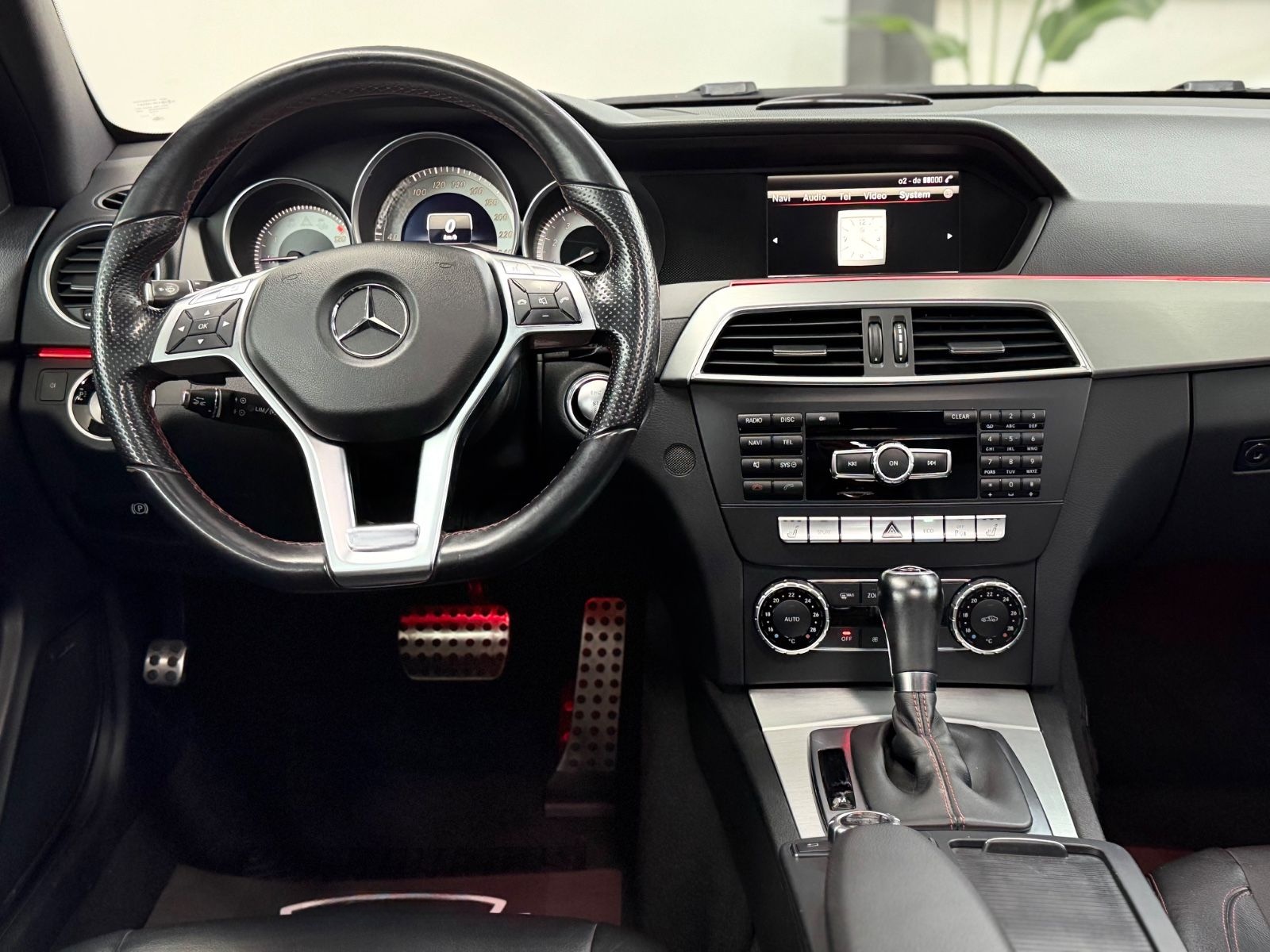 Mercedes-Benz C 350 C Coupe C 350 CGI BlueEfficiency foto 16