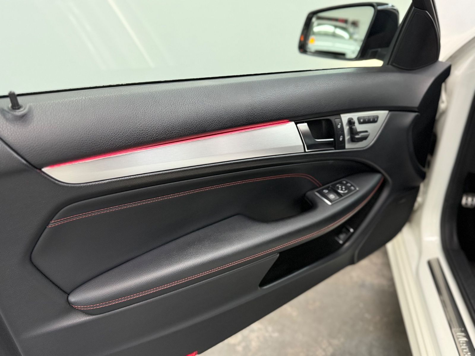 Mercedes-Benz C 350 C Coupe C 350 CGI BlueEfficiency foto 23