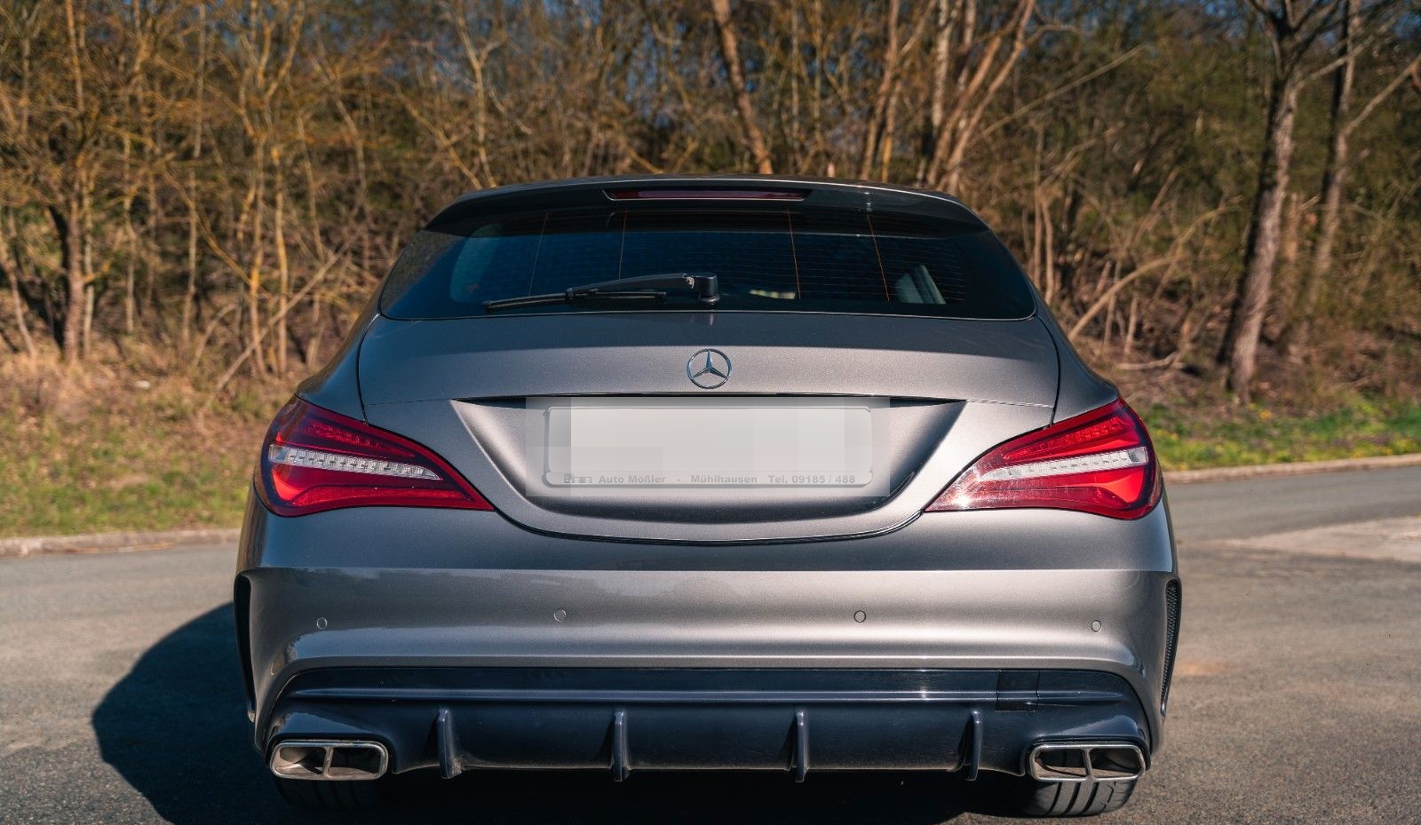 Mercedes-Benz CLA 45 AMG Shooting Brake foto 8