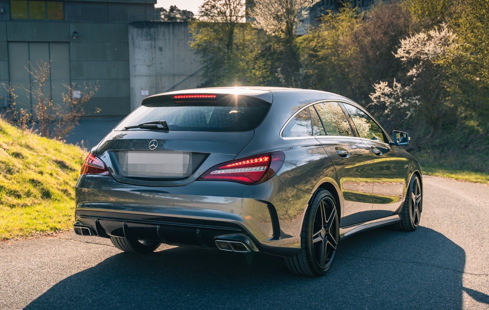 Mercedes-Benz CLA 45 AMG Shooting Brake foto 9