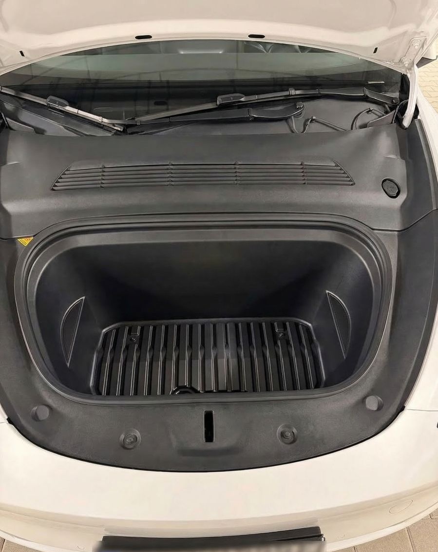 Tesla Model Y Long Range Dual Motor AWD Long Range foto 8