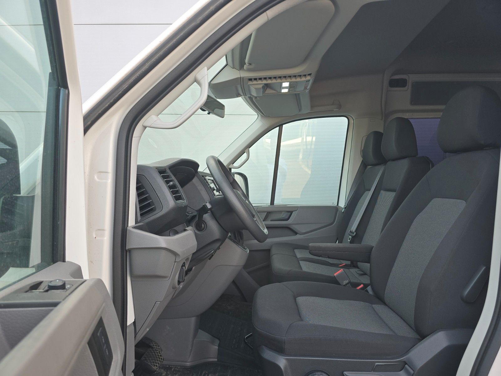 Volkswagen Crafter Kasten 35 Mittellang Hochdach (9-Sitze) foto 15