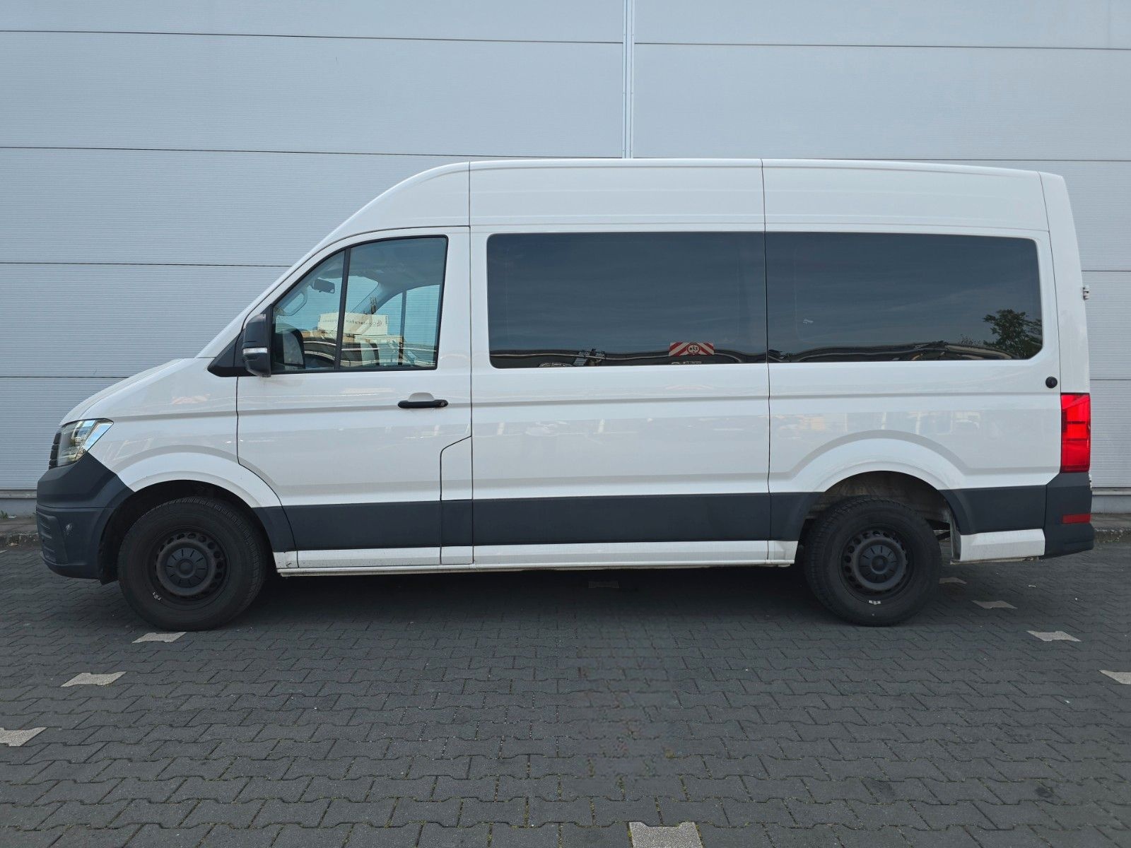 Volkswagen Crafter Kasten 35 Mittellang Hochdach (9-Sitze) foto 6