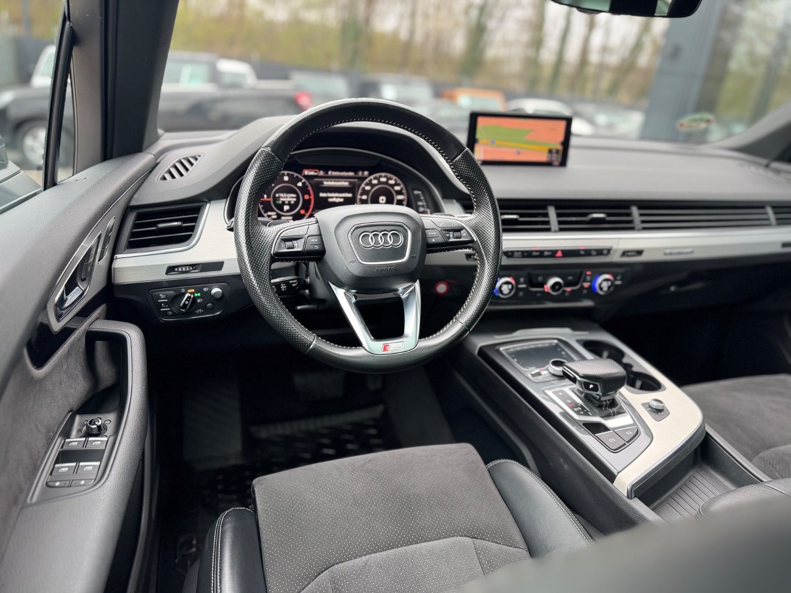 Audi Q7 3.0 TDI QUATTRO*S-LINE SPORT+*7.SITZER*MATRIX foto 24
