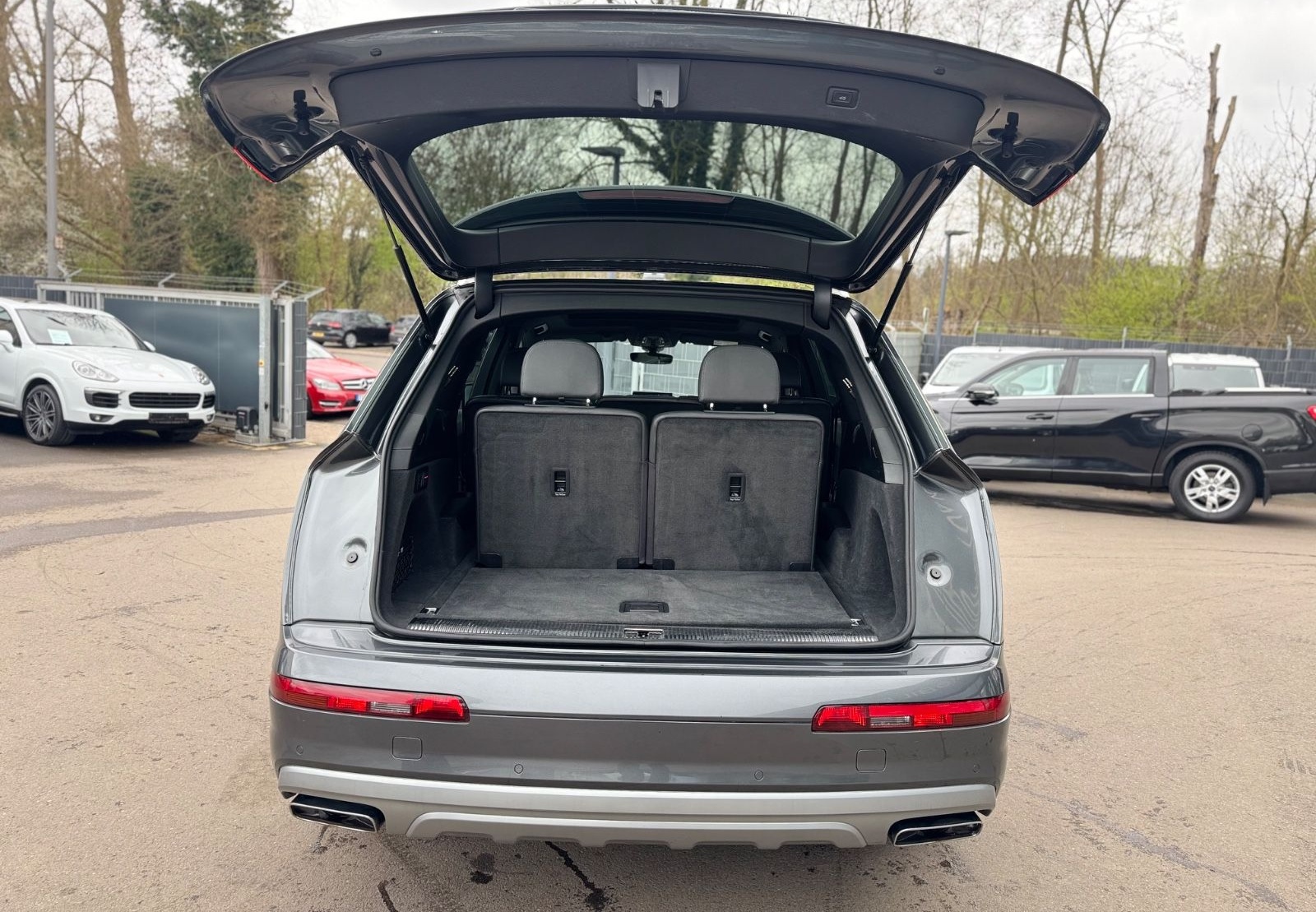 Audi Q7 3.0 TDI QUATTRO*S-LINE SPORT+*7.SITZER*MATRIX foto 8