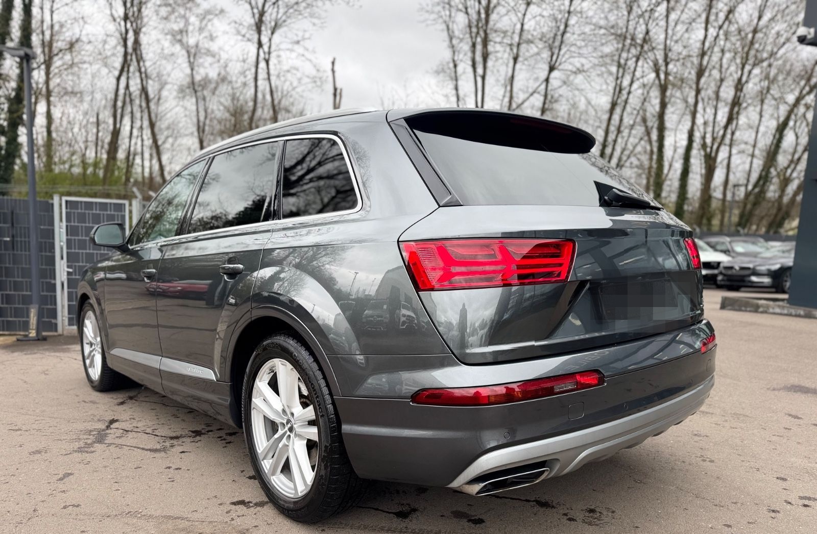 Audi Q7 3.0 TDI QUATTRO*S-LINE SPORT+*7.SITZER*MATRIX foto 10