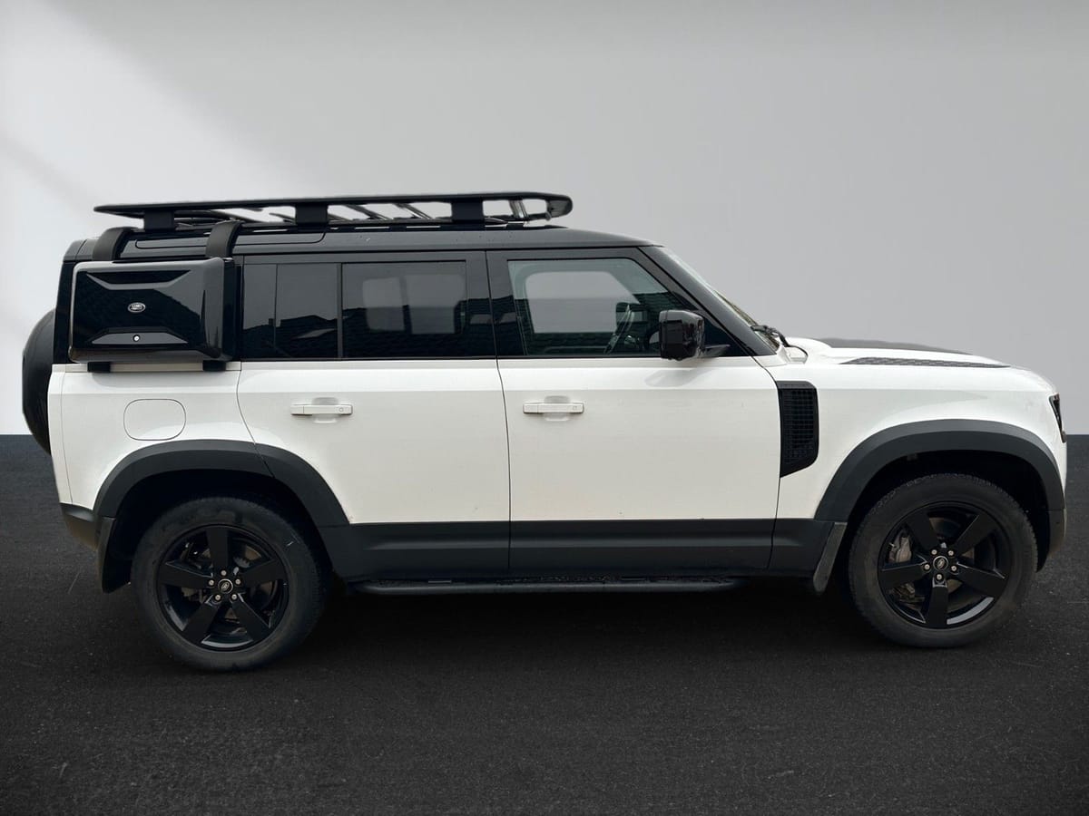 Land Rover Defender 110 D300 HSE foto 3