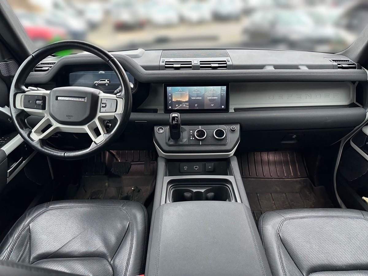 Land Rover Defender 110 D300 HSE foto 10