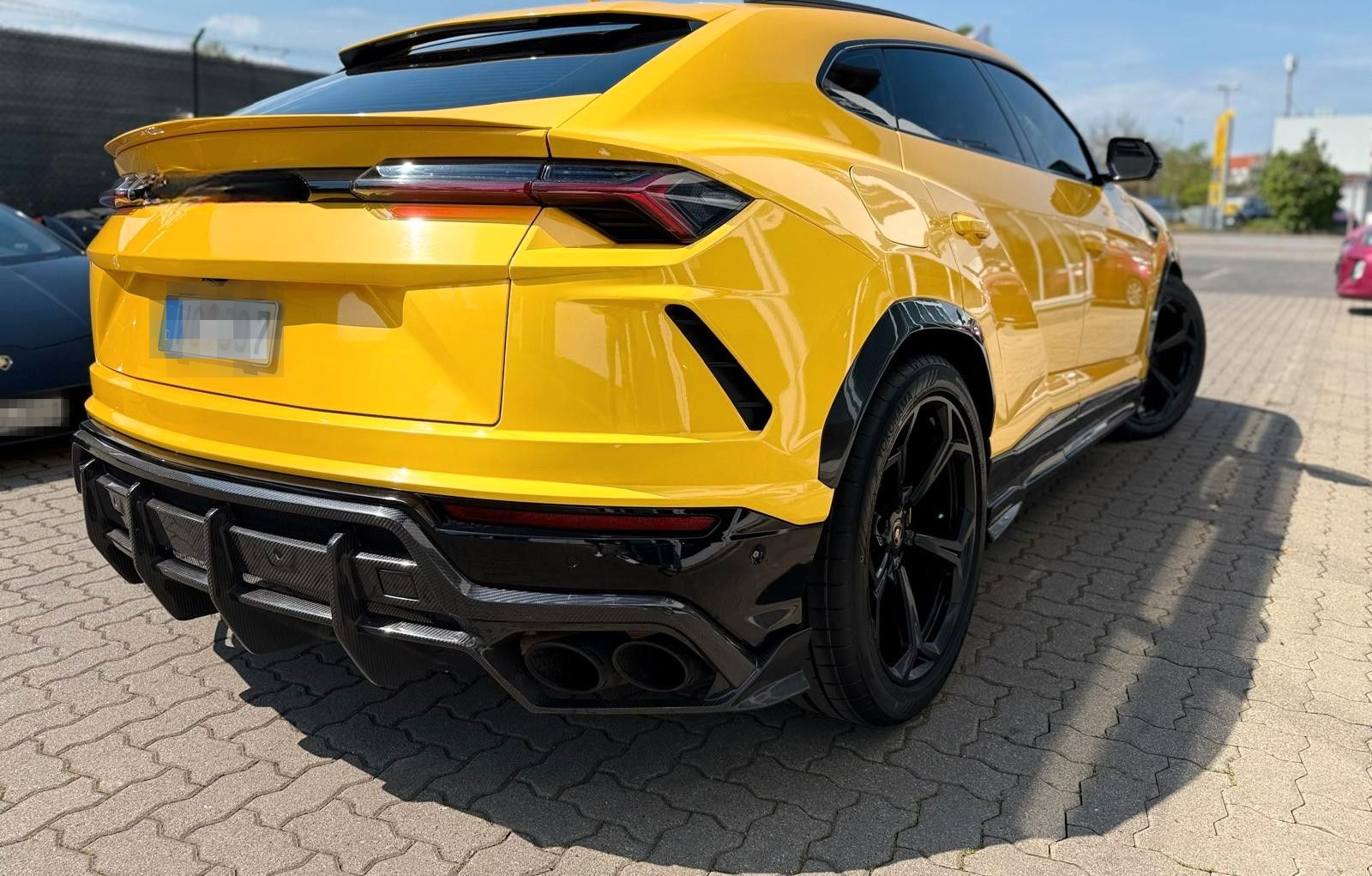 Lamborghini Urus*CARBON*B&O*360°KAMERA*STERNEHIMMEL*PANO* foto 25