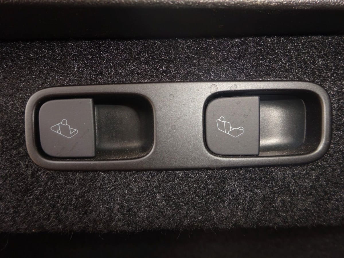 Tesla Model Y Long Range RWD Panorama Navi foto 7