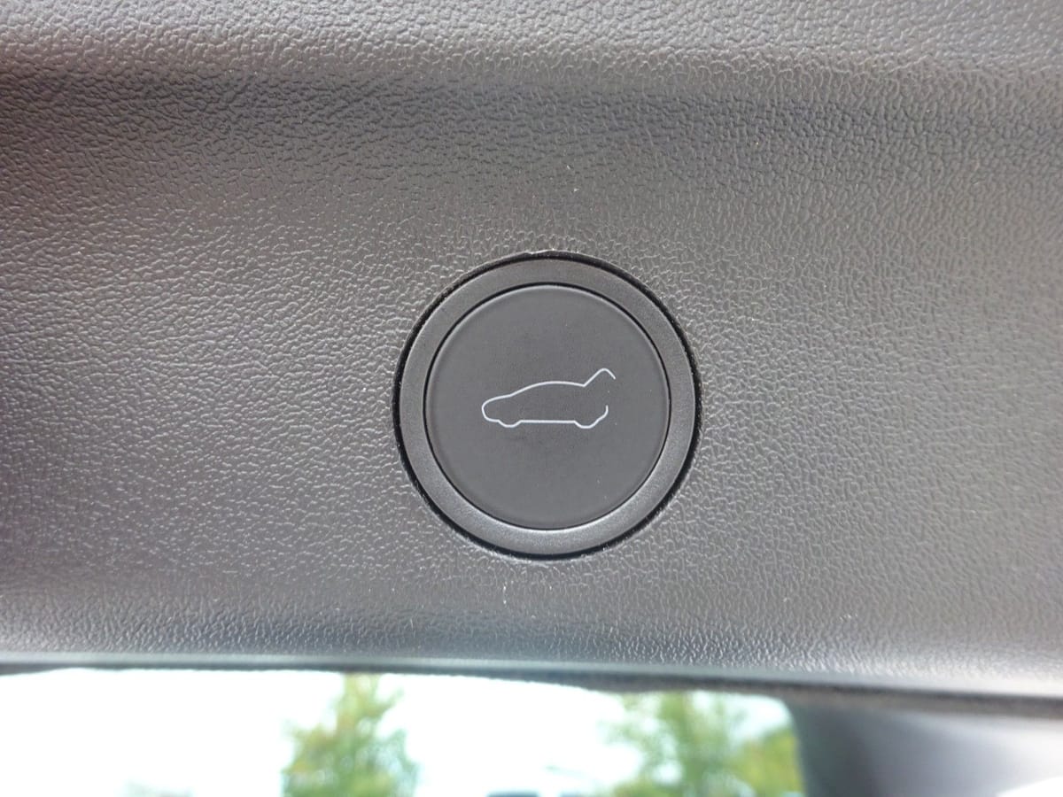 Tesla Model Y Long Range RWD Panorama Navi foto 8
