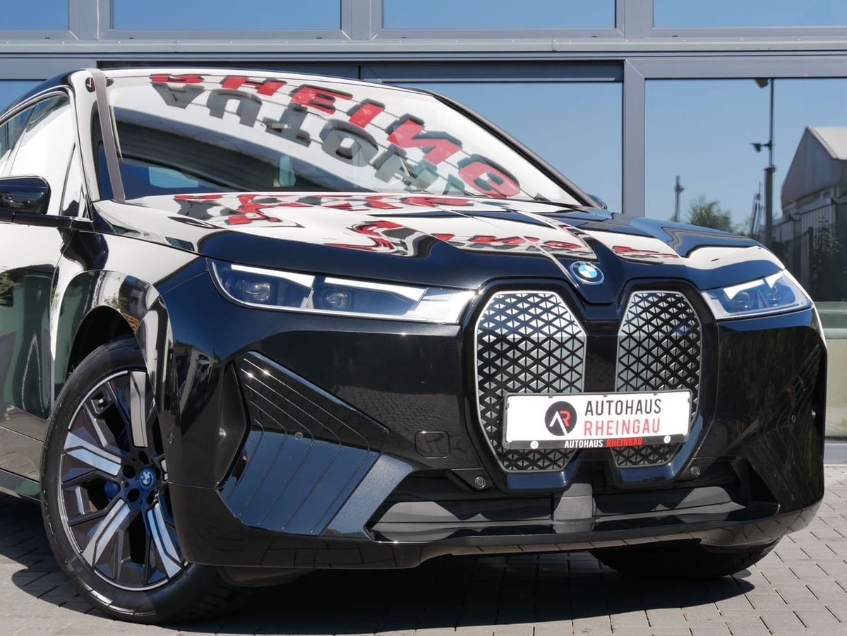 BMW iX xDrive40 1. HAND HEAD UP foto 5