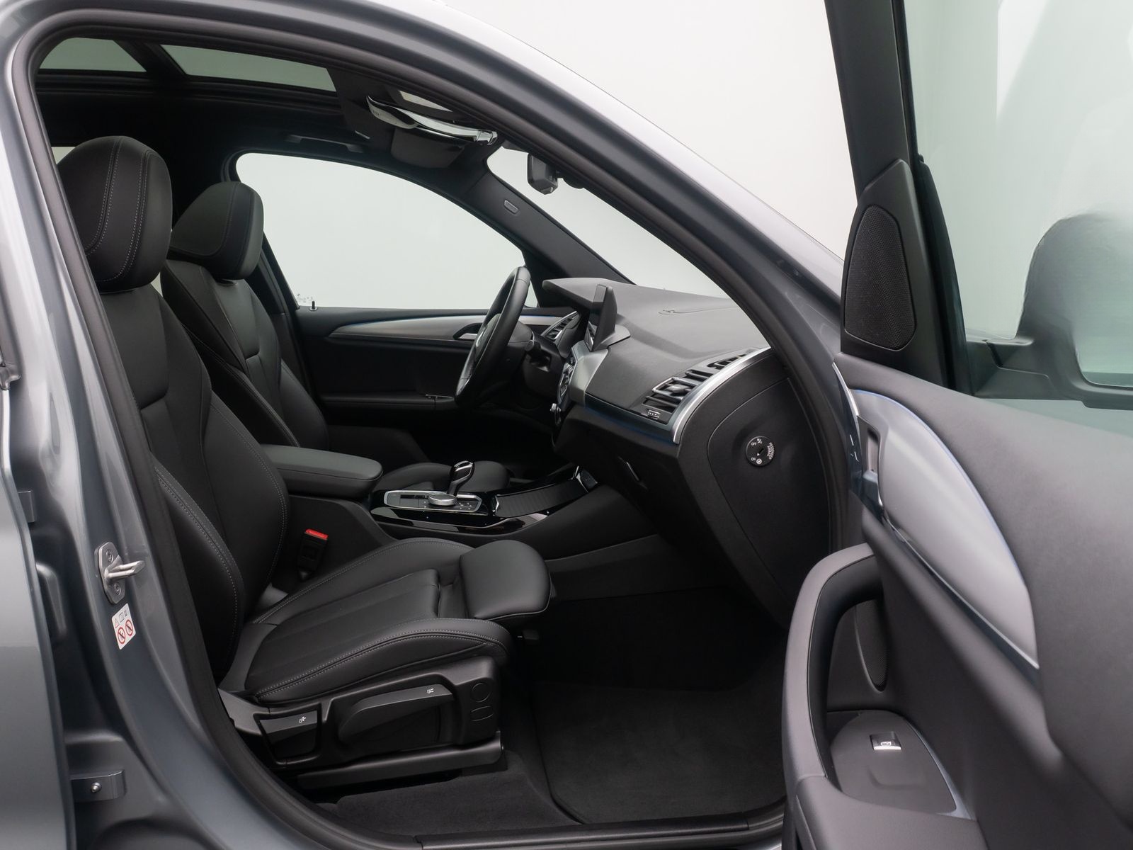 BMW X3 xD30e Alarm DAB HiFi Kamera Sportsitz Panoram foto 24