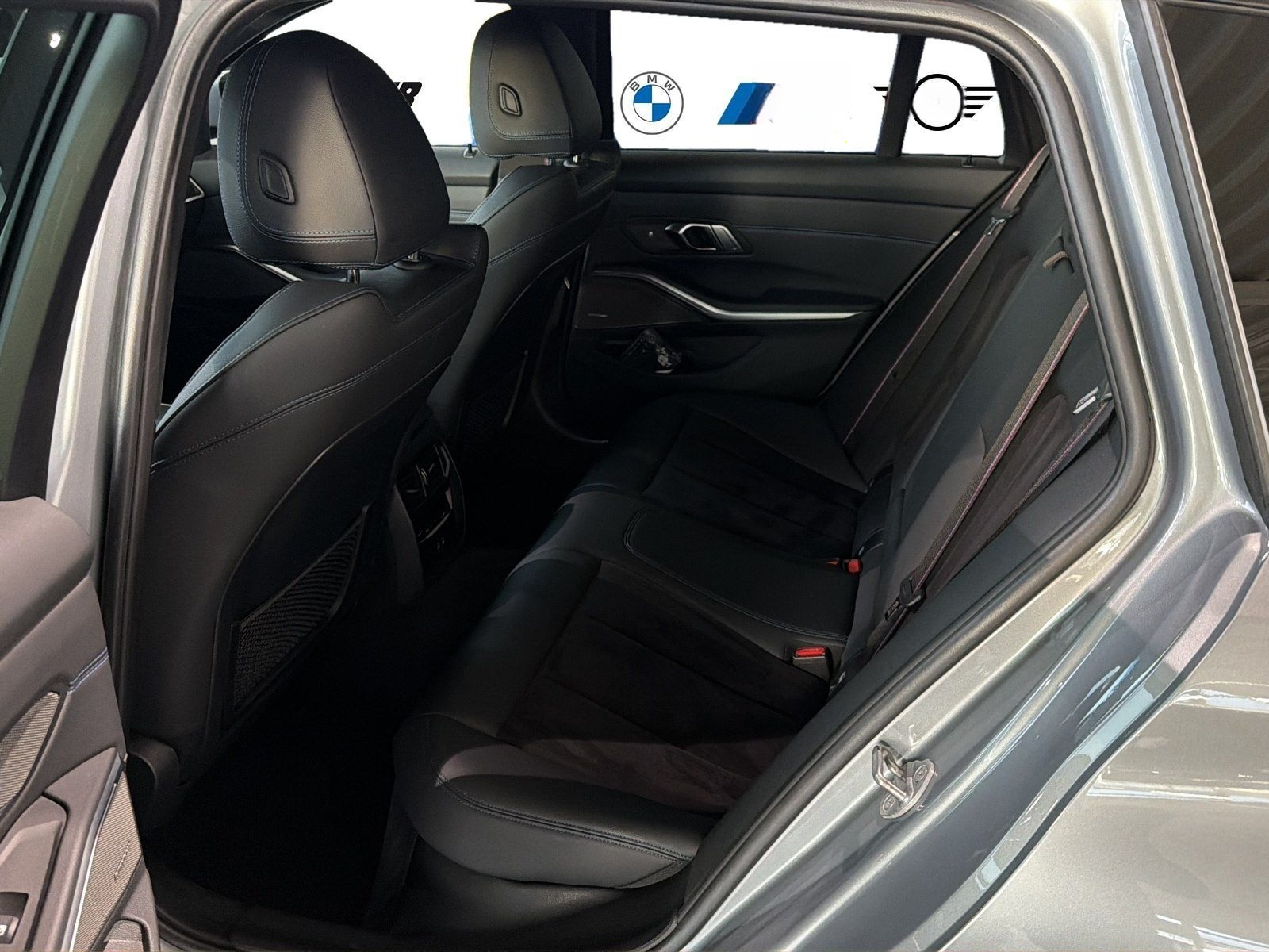 BMW 330i xDrive Touring SHZ DAB foto 11