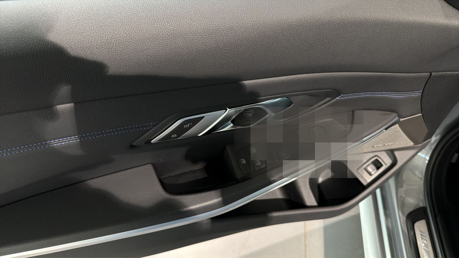 BMW 330i xDrive Touring SHZ DAB foto 13