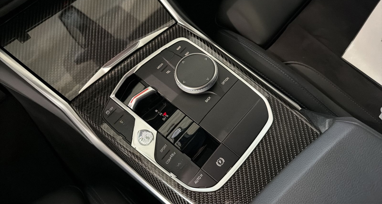 BMW 330i xDrive Touring SHZ DAB foto 14