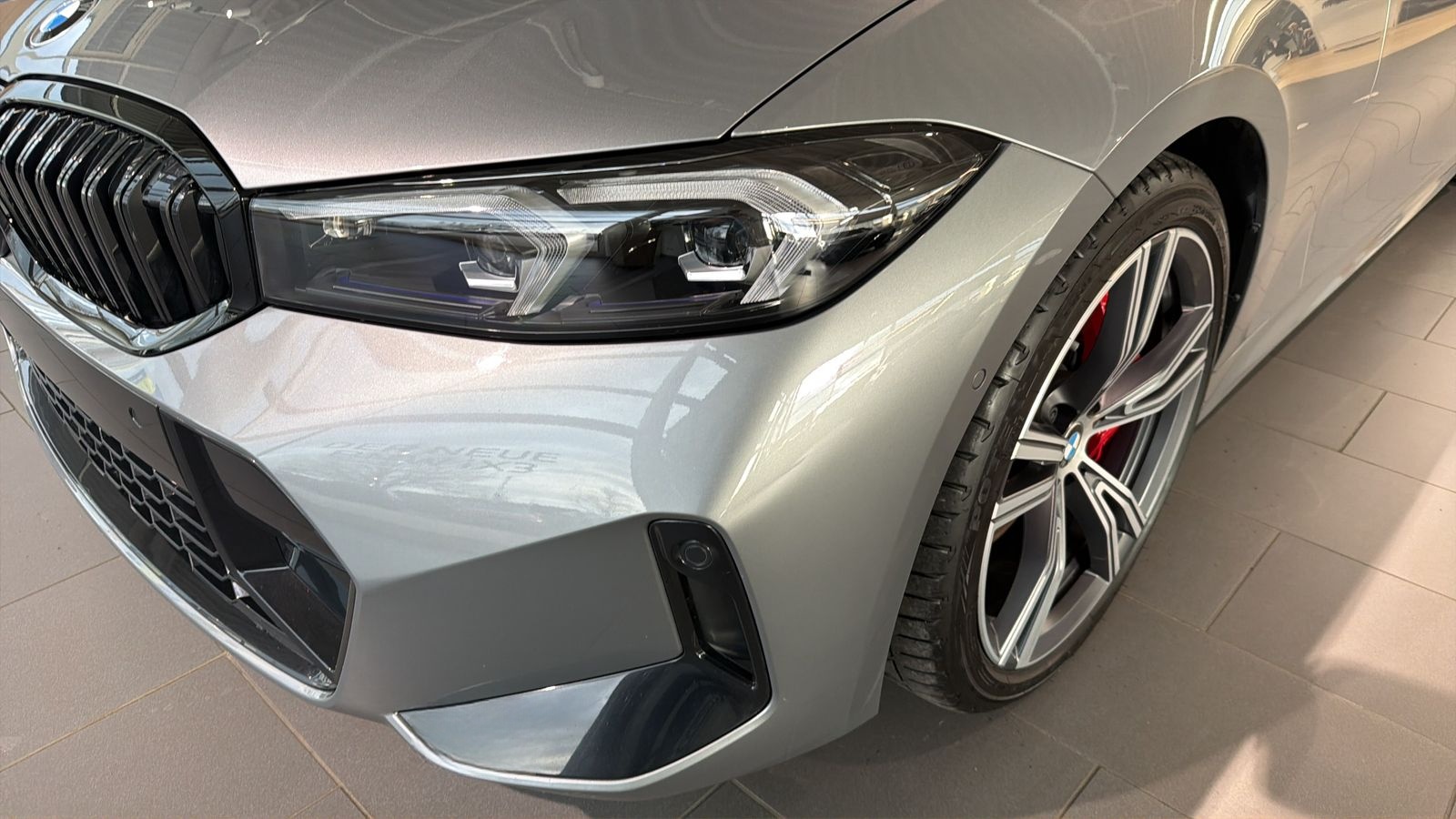 BMW 330i xDrive Touring SHZ DAB foto 19