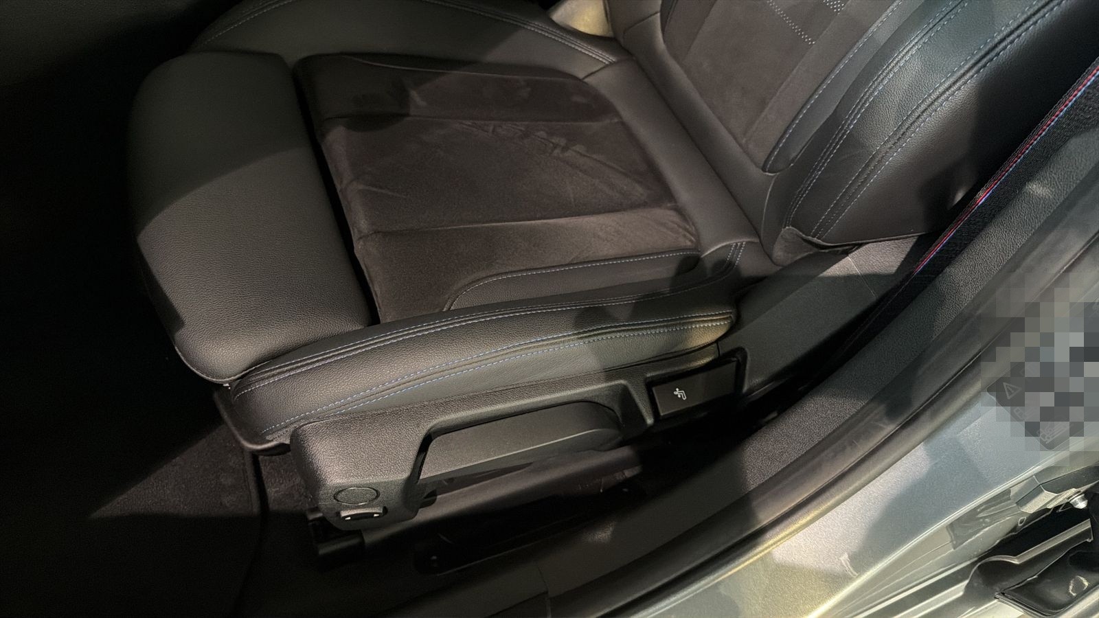 BMW 330i xDrive Touring SHZ DAB foto 23