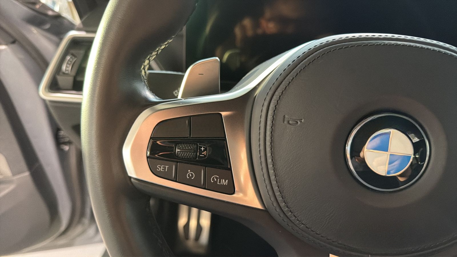 BMW 330i xDrive Touring SHZ DAB foto 24