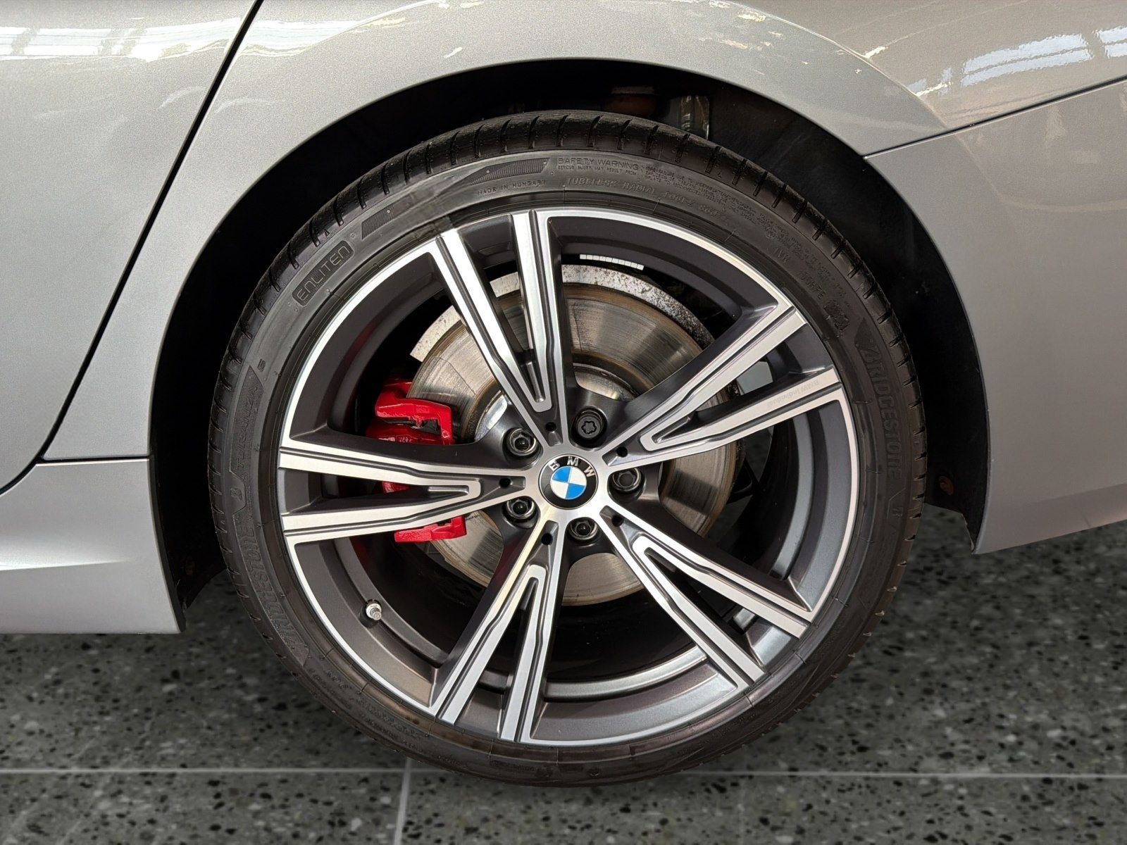 BMW 330i xDrive Touring SHZ DAB foto 6