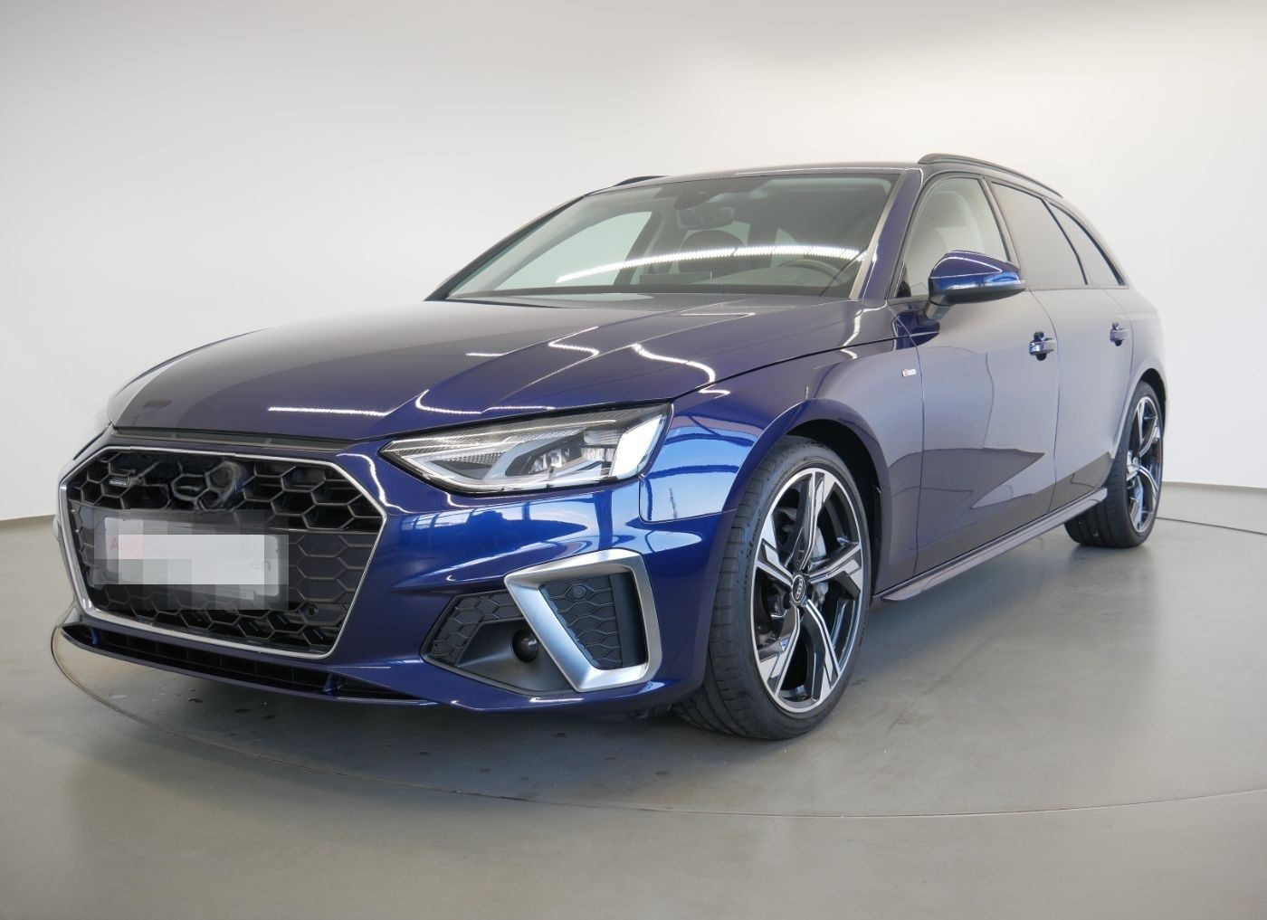 Audi A4 Avant 45 TFSI quattro S tro. S line LED AHK N